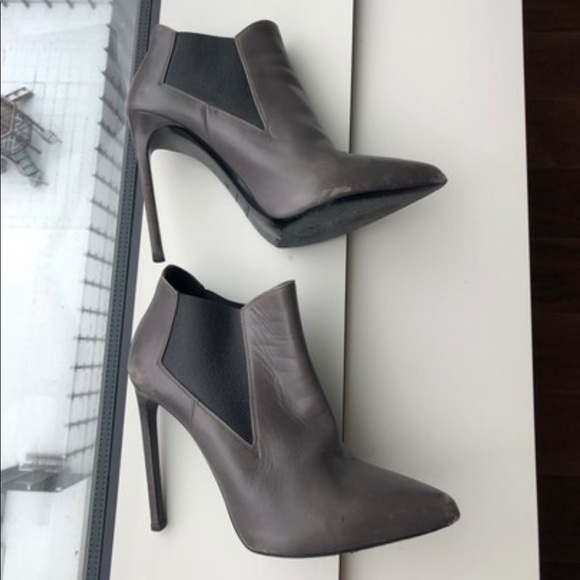 Saint Laurent Pointed Booties - Picture 6 of 12